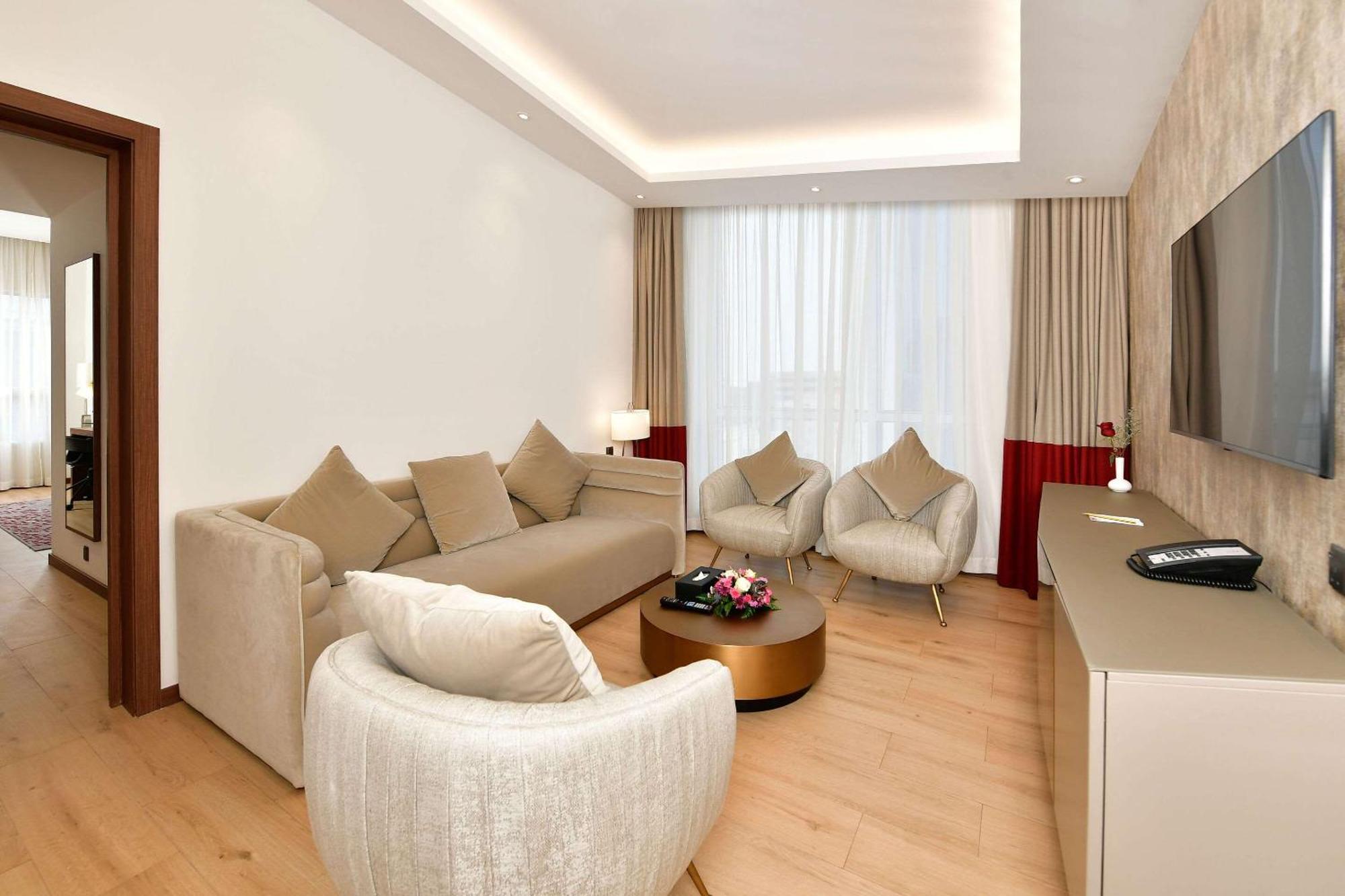 Comfort Hotel Riyadh Olaya מראה חיצוני תמונה