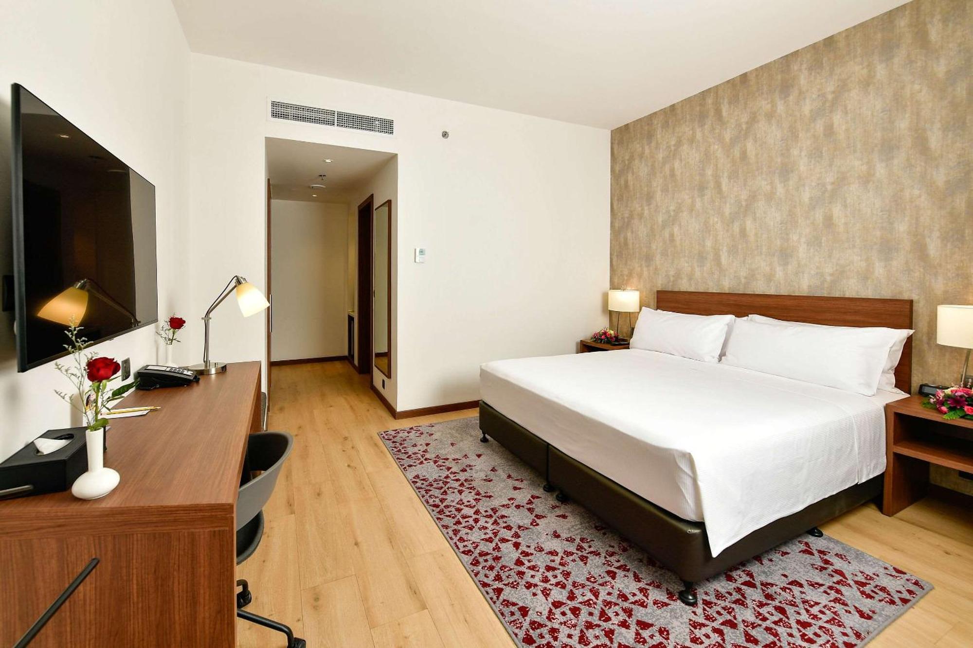 Comfort Hotel Riyadh Olaya מראה חיצוני תמונה